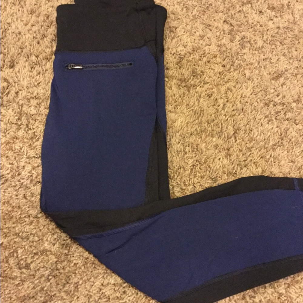 Gap workout leggings